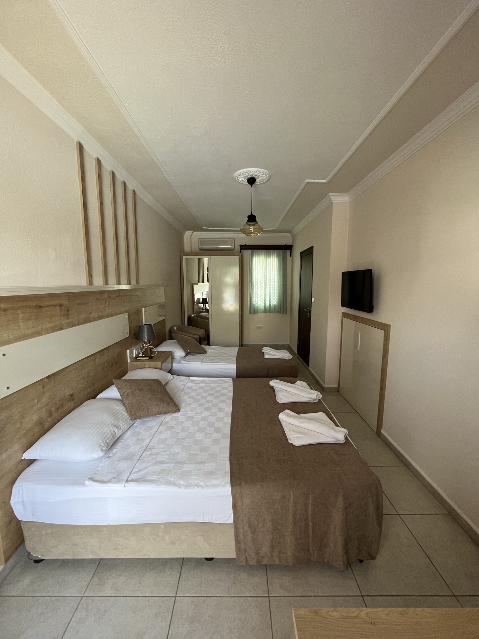 Triple Room