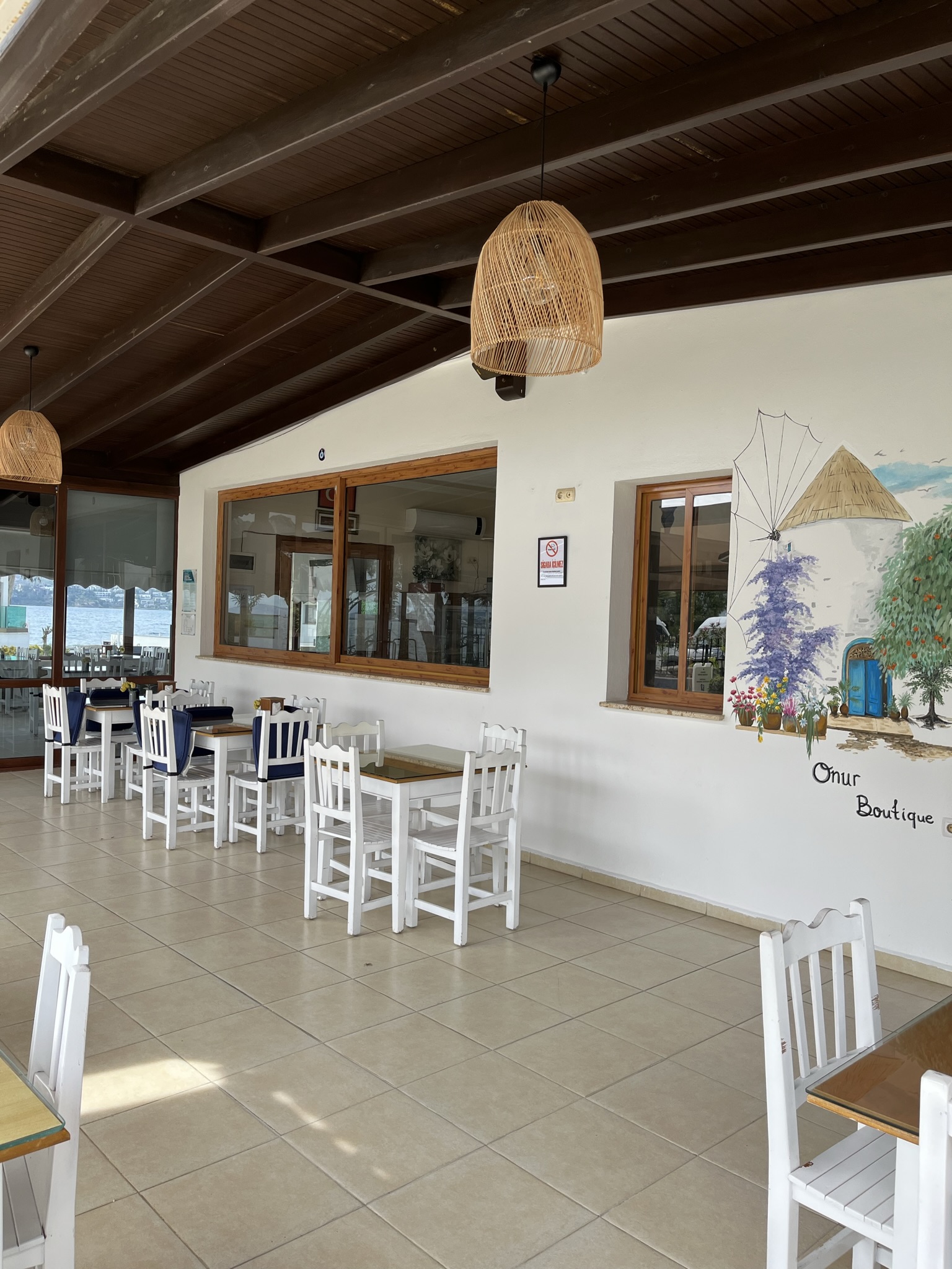 Breakfast Room