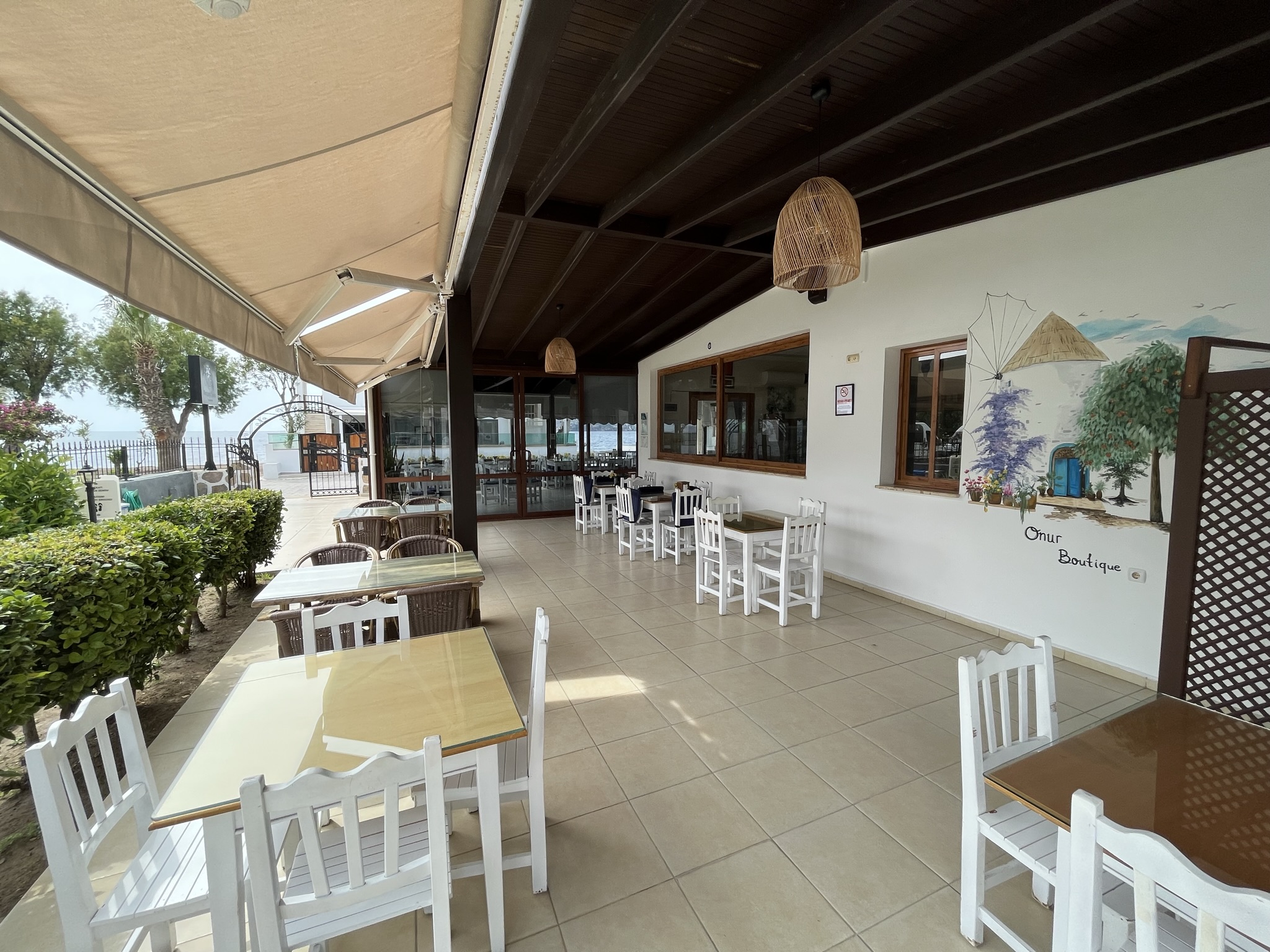 Breakfast Room